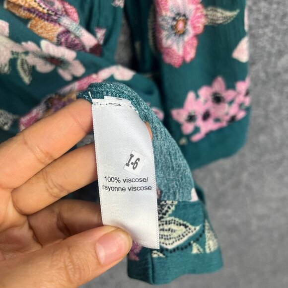 NWT Maurices Women Top Large Wrap Ruffles Bell Sleeve Floral Bell Sleeve Blouse - Picture 9 of 9